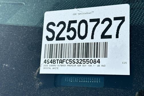 2025 Subaru Outback Premium