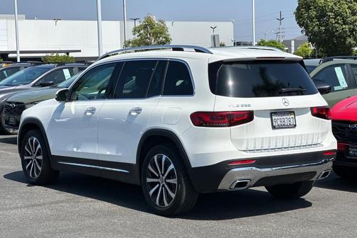2022 Mercedes-Benz GLB 250 Base