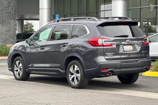 2023 Subaru Ascent Premium 7-Passenger