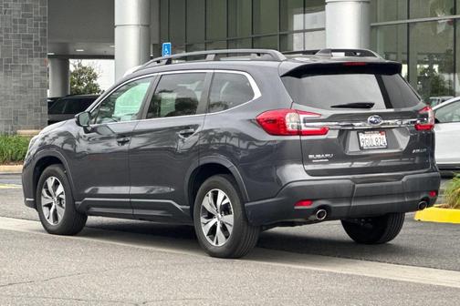 2023 Subaru Ascent Premium 7-Passenger