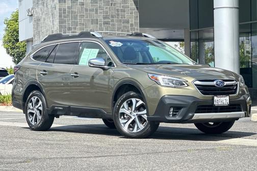 2022 Subaru Outback Touring