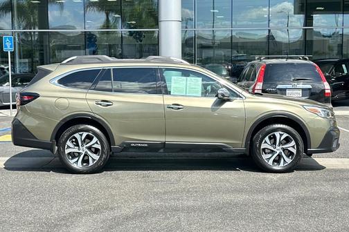 2022 Subaru Outback Touring