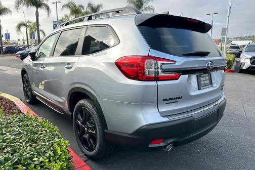 2025 Subaru Ascent Onyx Edition Touring