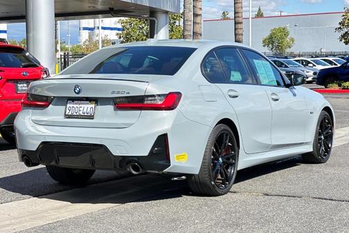 2023 BMW 330e 330e