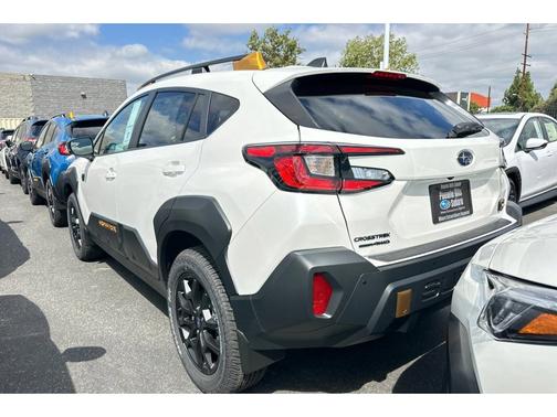 Crystal White Pearl 2025 Subaru Crosstrek Wilderness