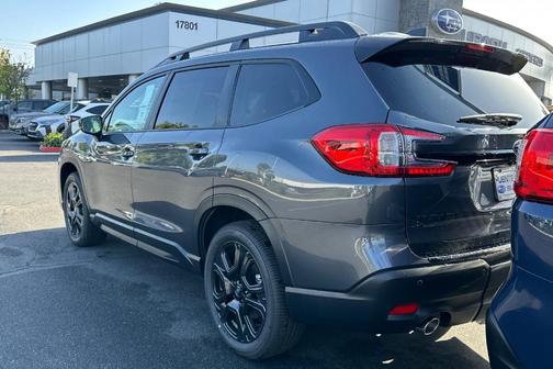 2025 Subaru Ascent Onyx Edition Touring