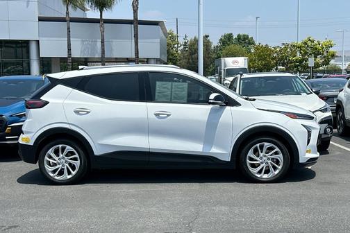 2022 Chevrolet Bolt EUV LT