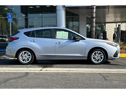 Ice Silver Metallic 2024 Subaru Impreza Base 5-Door