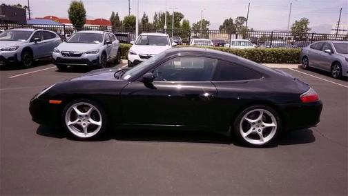 Photo 5 of 23 of 2004 Porsche 911 Carrera