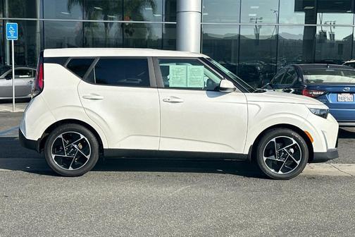 2023 Kia Soul EX