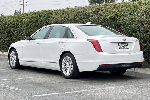 2018 Cadillac CT6 2.0L Turbo Standard
