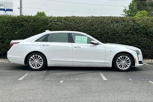 2018 Cadillac CT6 2.0L Turbo Standard