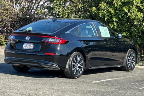 2022 Honda Civic EX-L