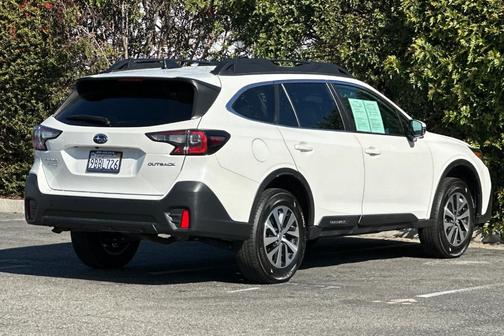2022 Subaru Outback Premium