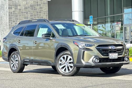 2023 Subaru Outback Premium