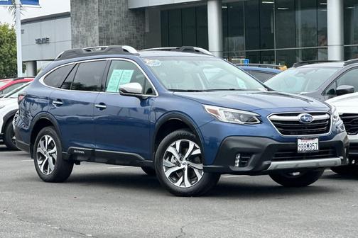 2022 Subaru Outback Touring