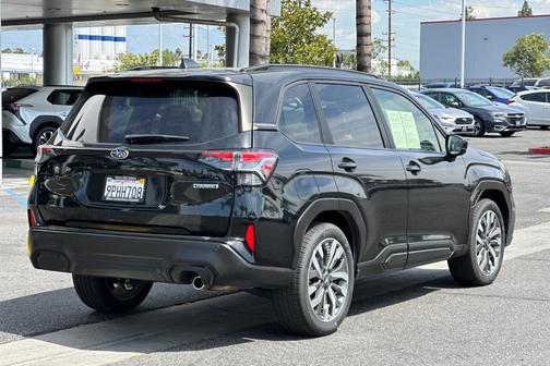 2025 Subaru Forester Touring