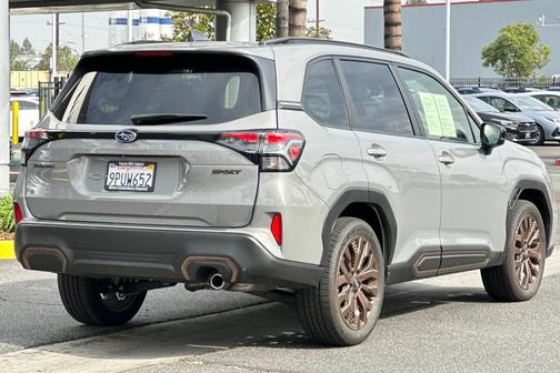 2025 Subaru Forester Sport