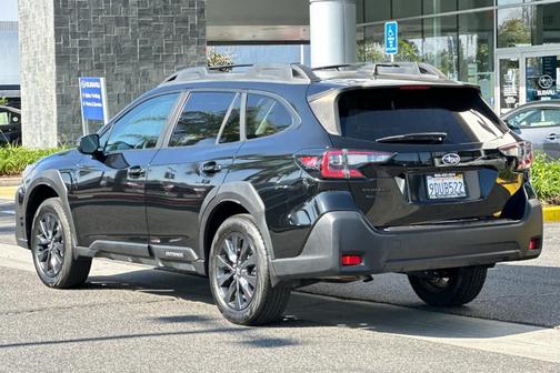 2023 Subaru Outback Onyx Edition