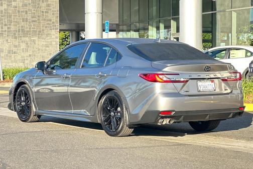 2025 Toyota Camry 