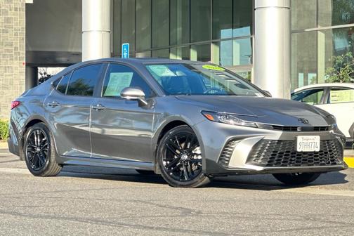 2025 Toyota Camry 