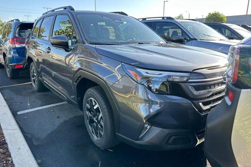 2025 Subaru Forester Premium