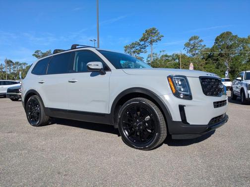 Wolf Gray 2022 Kia Telluride EX
