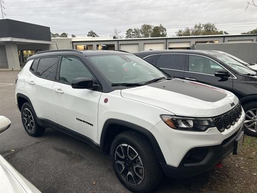 2024 Jeep Compass Trailhawk
