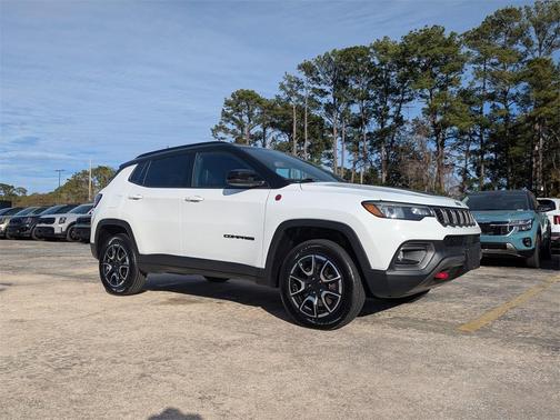 2024 Jeep Compass Trailhawk