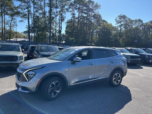 2023 Kia Sportage LX