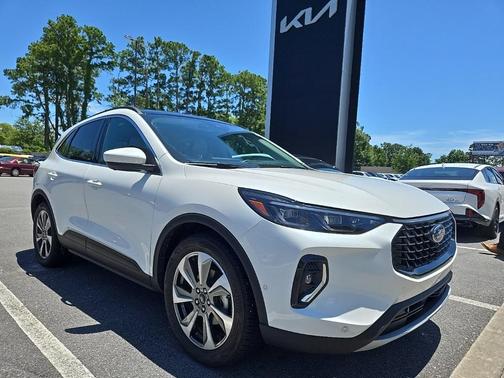 2023 Ford Escape Platinum