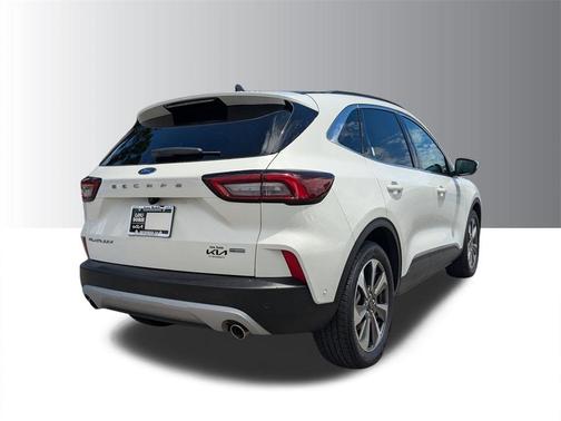 2023 Ford Escape Platinum