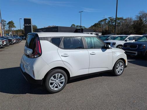 2025 Kia Soul LX