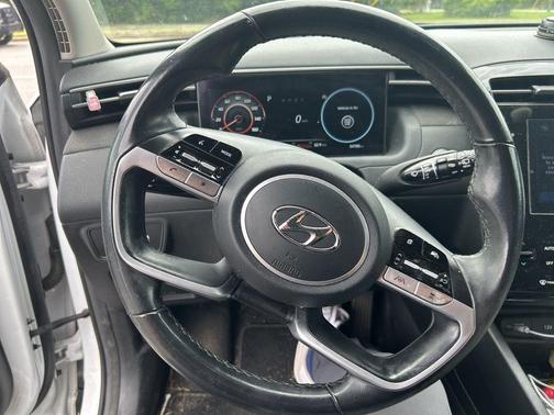 Quartz White 2022 Hyundai TUCSON SEL