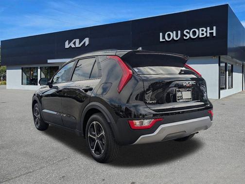 Aurora Black Pearl 2025 Kia Niro LX