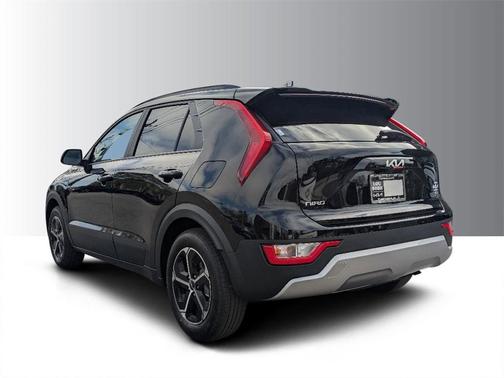 2025 Kia Niro LX