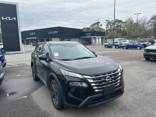 2024 Nissan Rogue SV