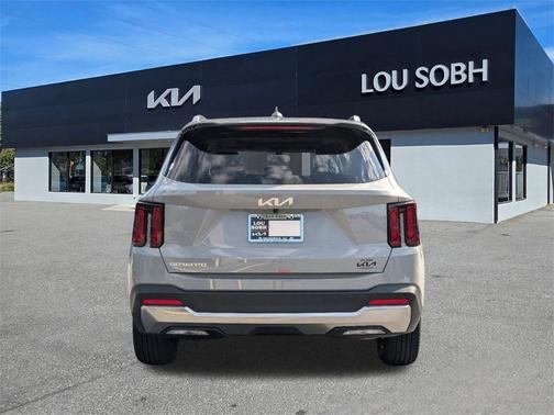 2025 Kia Sorento S