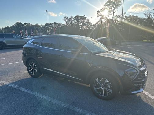 2024 Kia Sportage EX