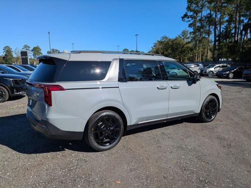 Ceramic Silver 2026 Kia Carnival Hybrid SX