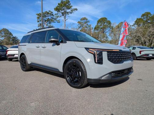 Ceramic Silver 2026 Kia Carnival Hybrid SX