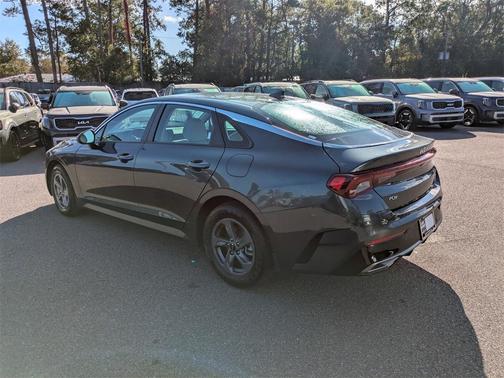 2022 Kia K5 LXS