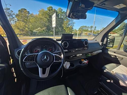 2019 Mercedes-Benz Sprinter 2500 144 WB