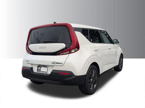 2022 Kia Soul EX