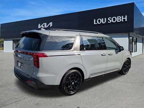 2026 Kia Carnival SX