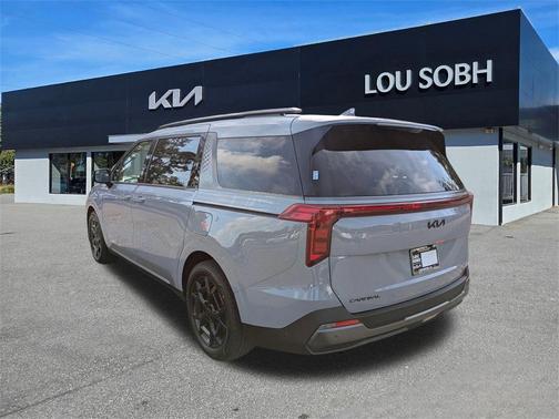 2026 Kia Carnival SX