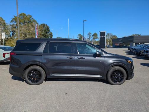 Metal 2026 Kia Carnival Hybrid SX