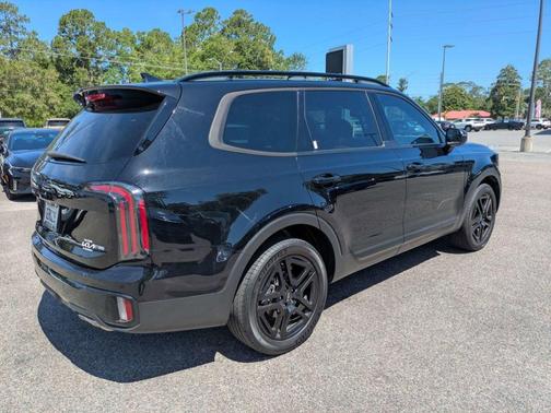 Ebony Black 2024 Kia Telluride EX X-Line