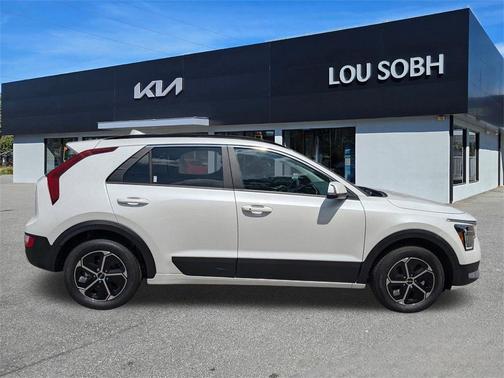 2025 Kia Niro EX