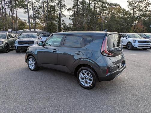 2025 Kia Soul LX